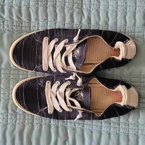 Roxy Bayshore black striped shoes sneakers